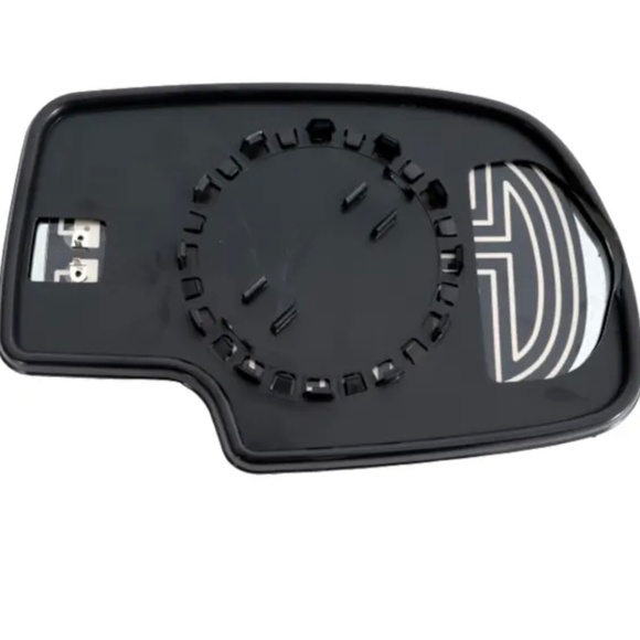 Kool-VUE 2000-2005 Chevy Silverado 1500 SL Replacement Mirror for Driver Side - Picture 4 of 8